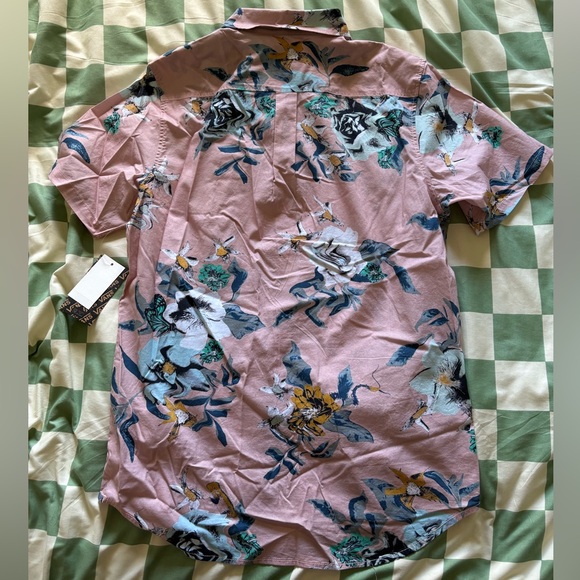 Vans Short Sleeve Buttonup - Picture 3 of 5